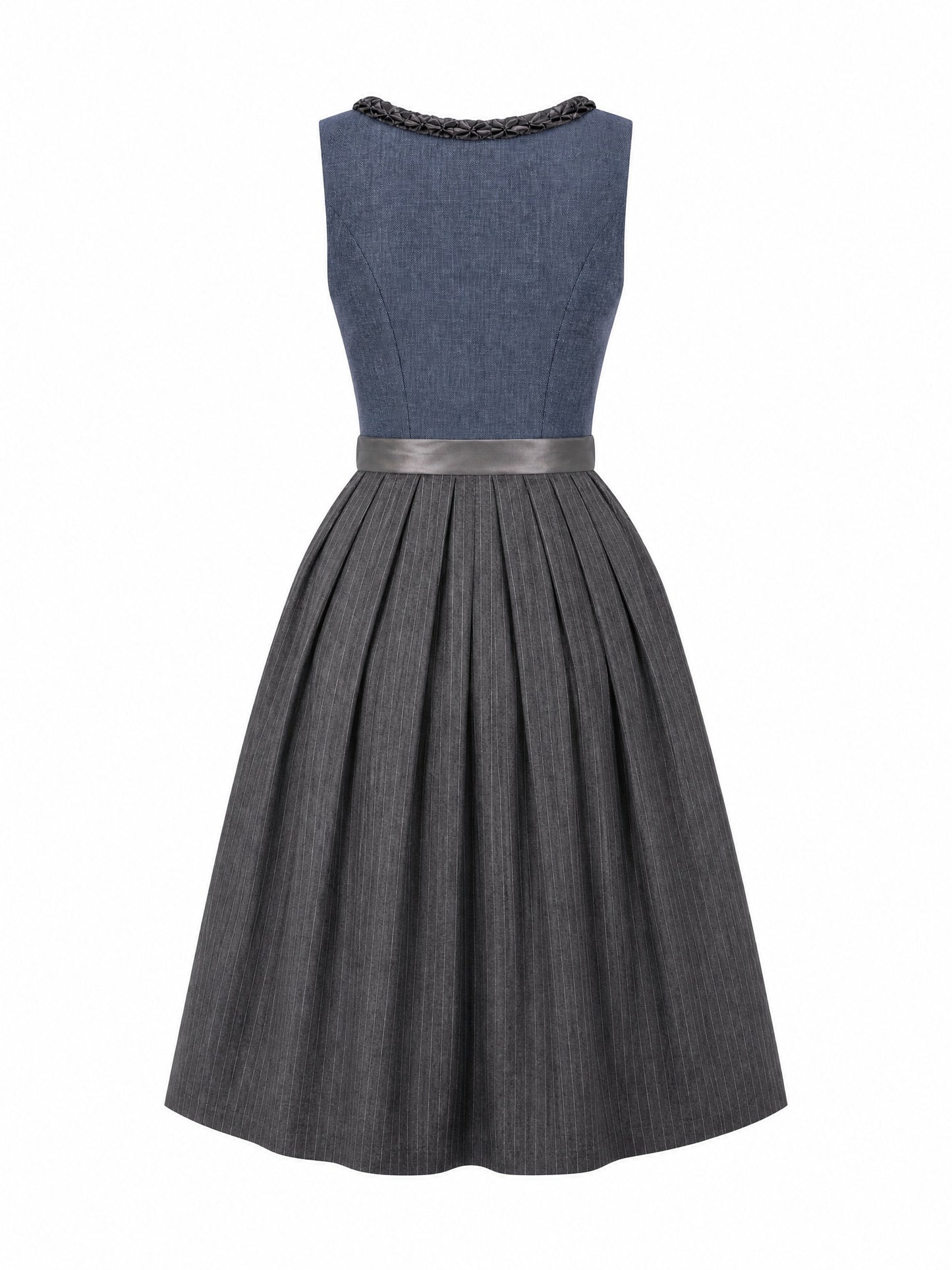Dirndl Daria in Stahlblau mit Sturmgrau Schürze - Rückansicht