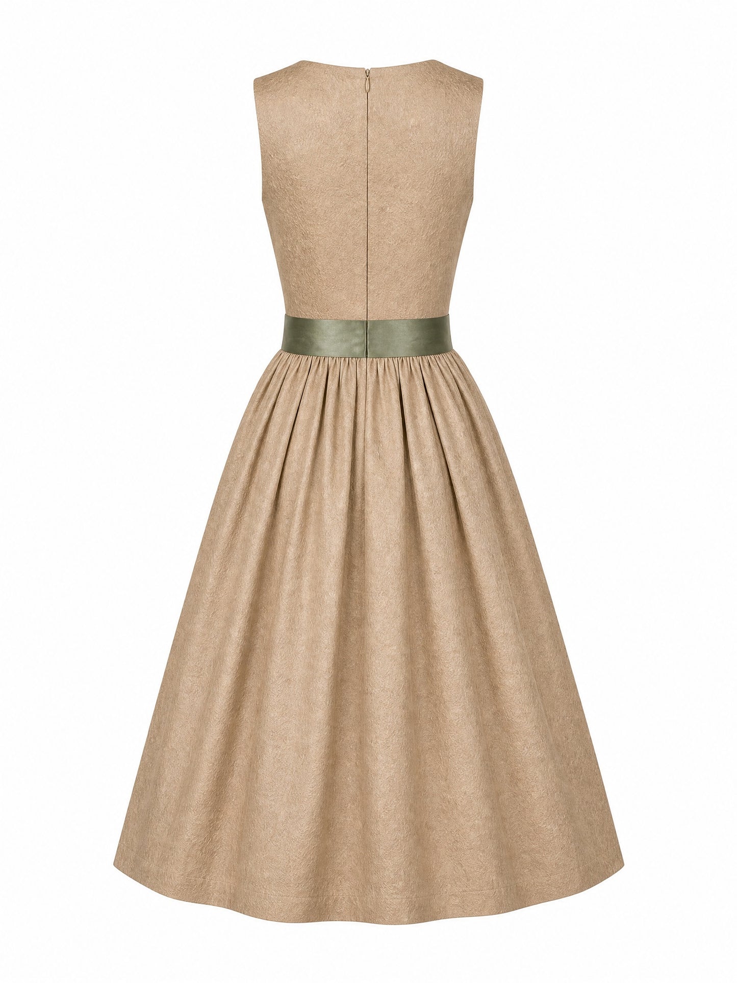 Tonbeige Dirndl Noemi – Eckige Linie