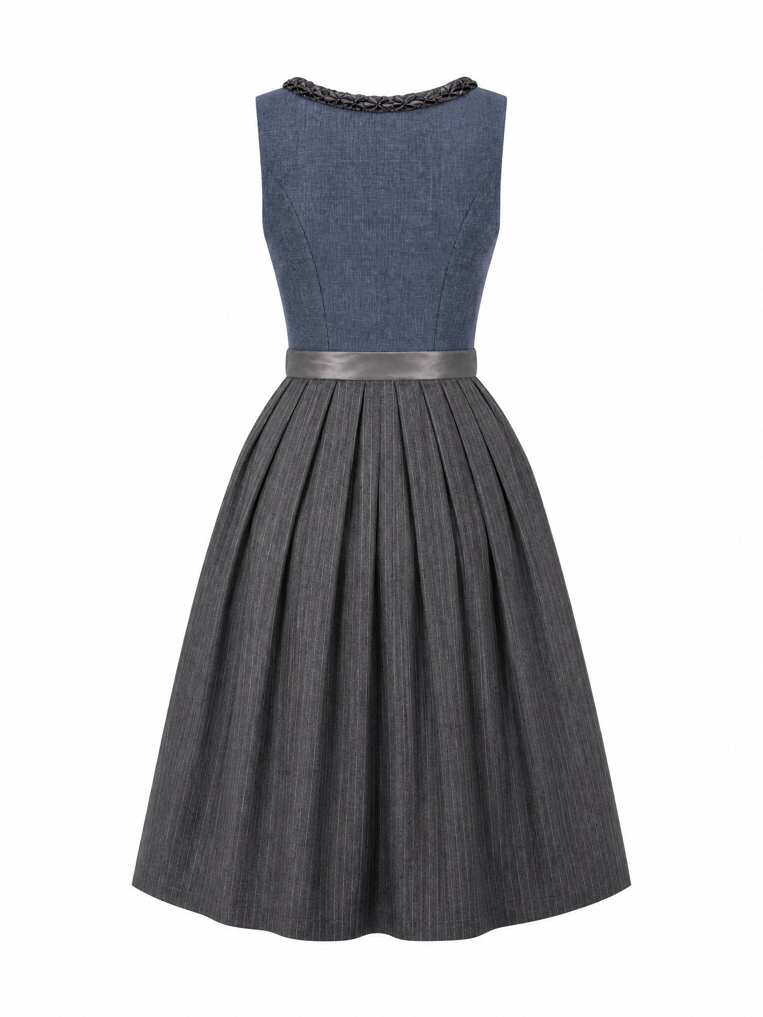 Dirndl Daria in Stahlblau mit Sturmgrau Schürze - Rückansicht